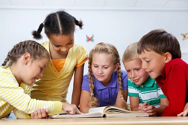 Model Critical Thinking